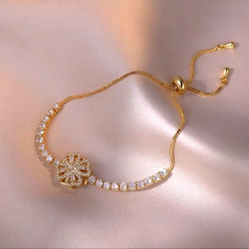 14K Gold-plated Exquisite Four-Leaf Clover Bracelets