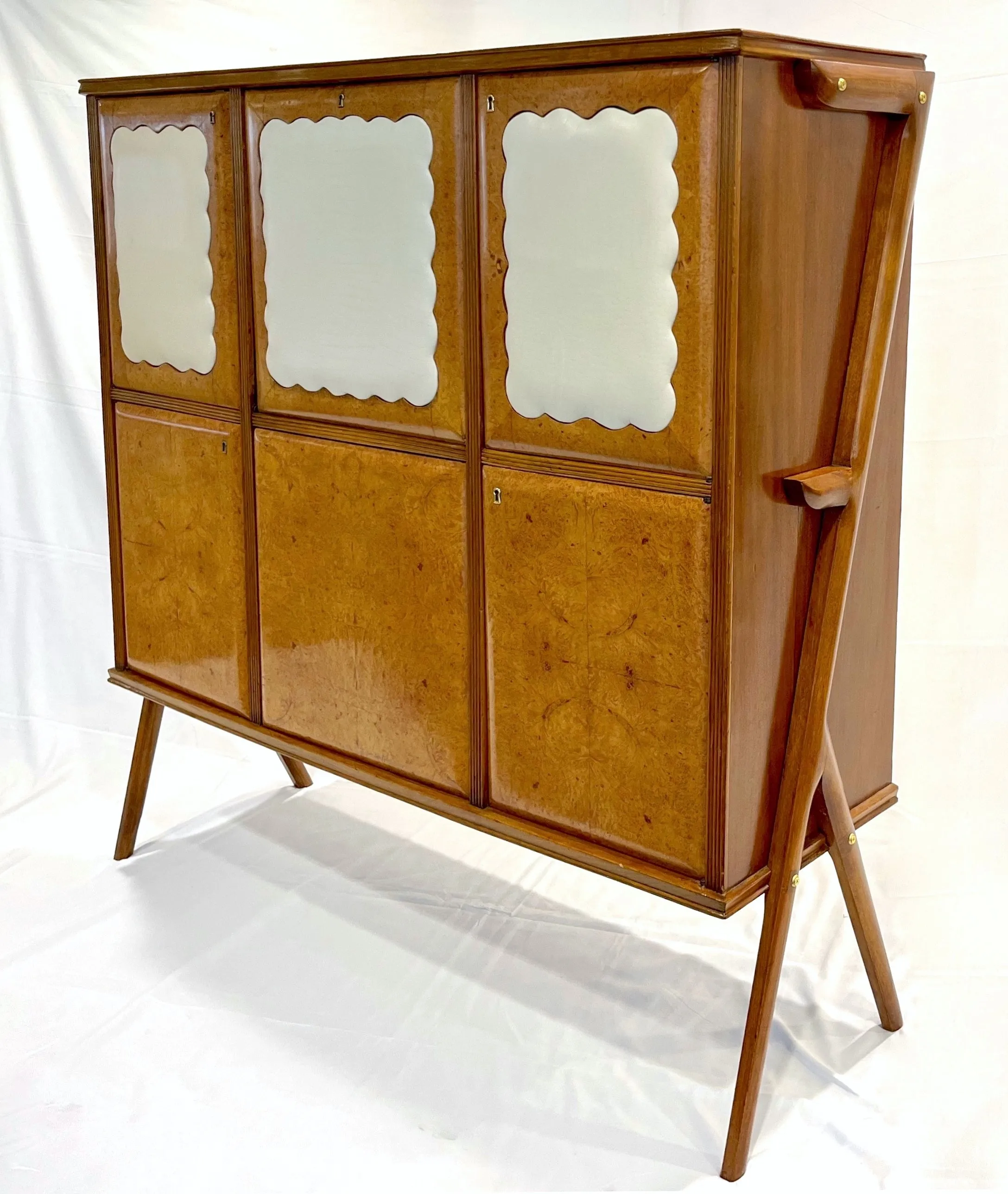 1950s Vintage Italian Maple Burl Wood Cabinet Bar with Cream Leather Panels