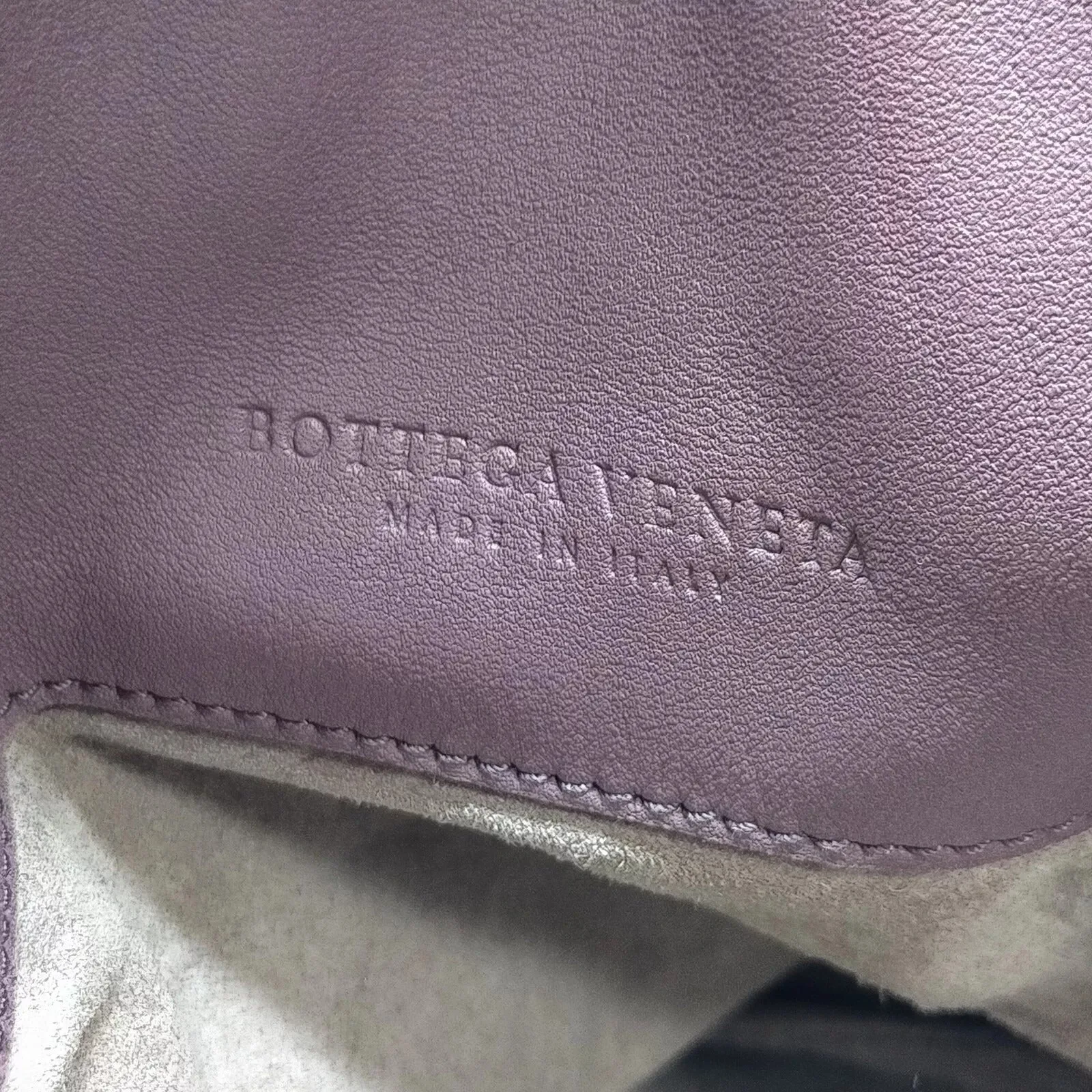 593282AP (K4) Bottega Veneta Hand Bag Purple Leather