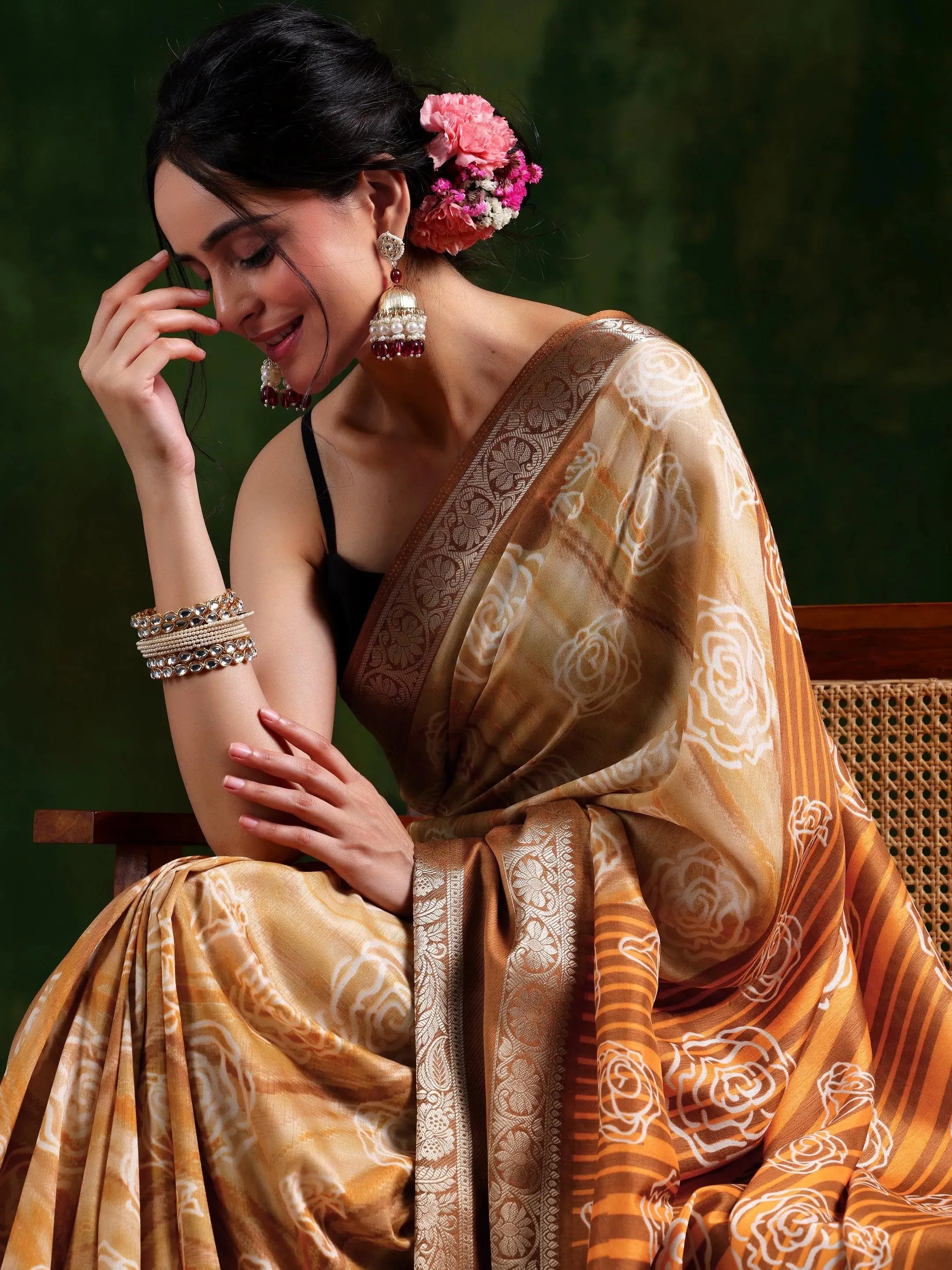 Brown Printed Silk Blend Saree With Unstitched Blouse Piece