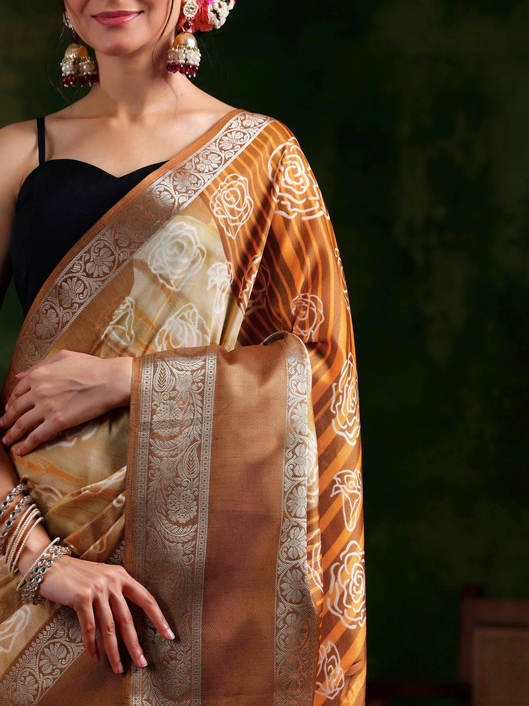 Brown Printed Silk Blend Saree With Unstitched Blouse Piece