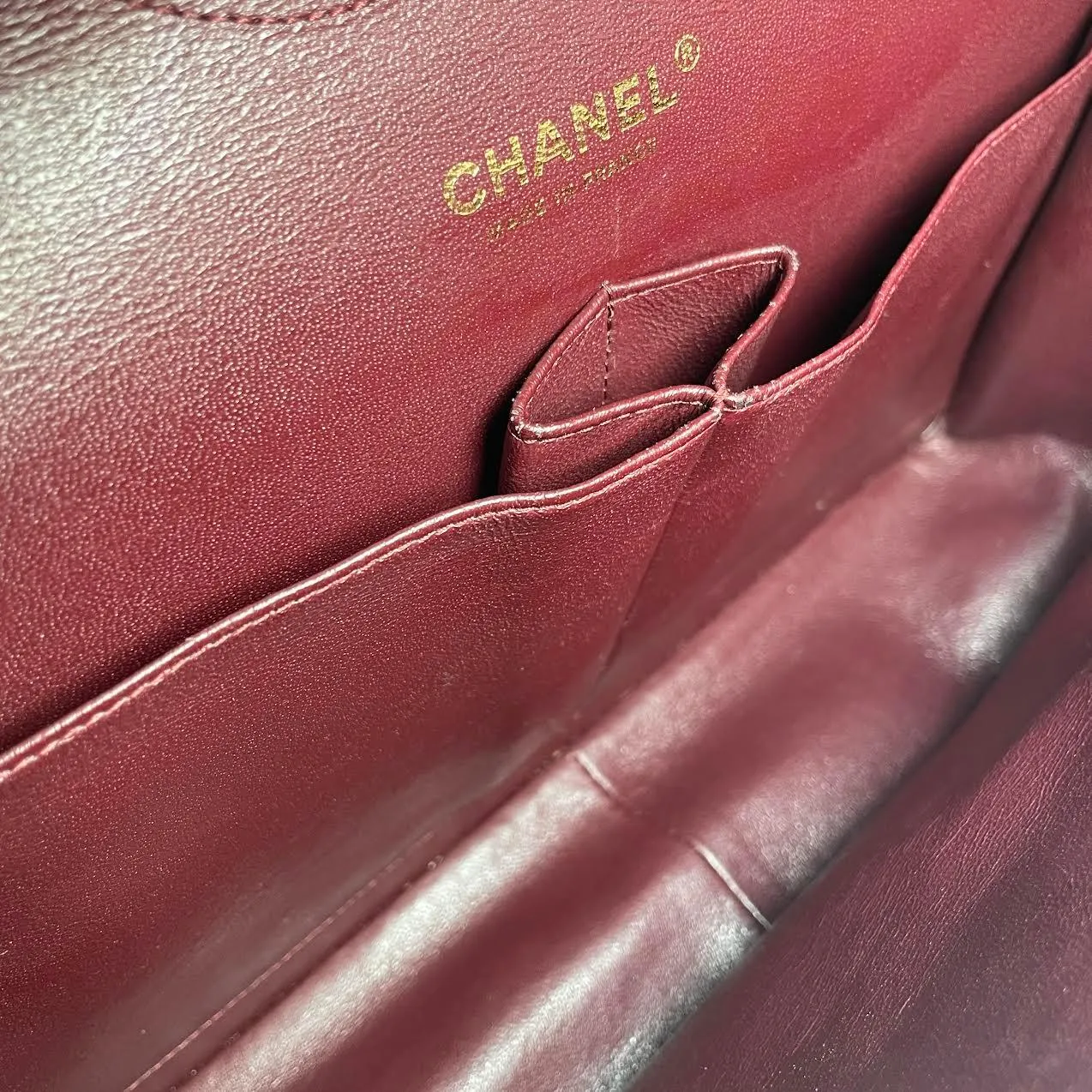 CHANEL Classic Jumbo Double Flap Lambskin w/Gold