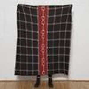 Eco Horse Bit Plaid Throw Black/Pom/Straw