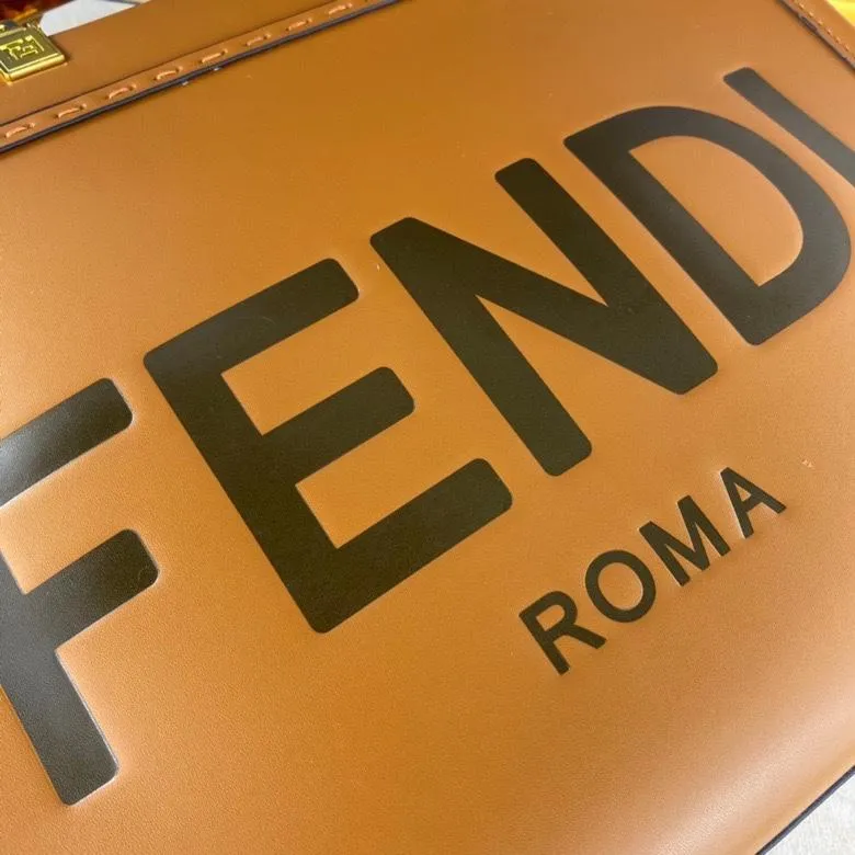 EN   Designer bags by Fendi 034