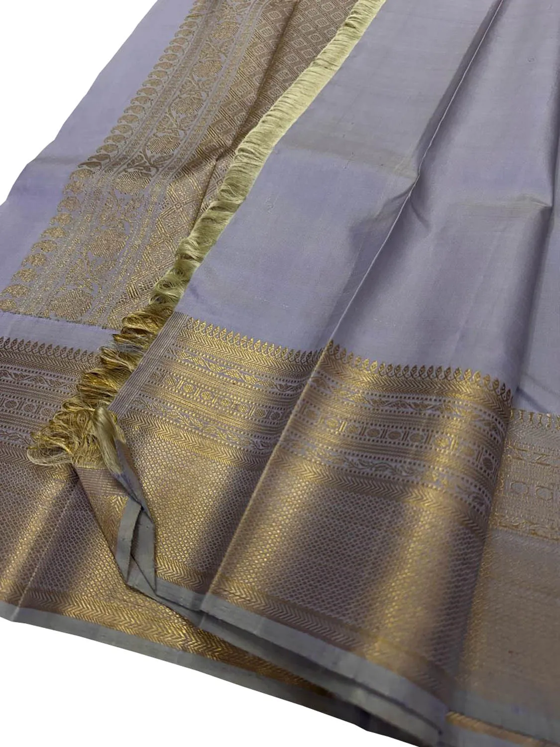 Exquisite Grey Kanjeevaram Handloom Silk Saree