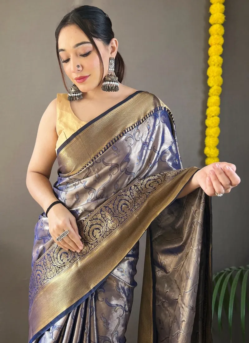 Exquisite Kanchipuram Silk Saree with Intricate Zari Weaving