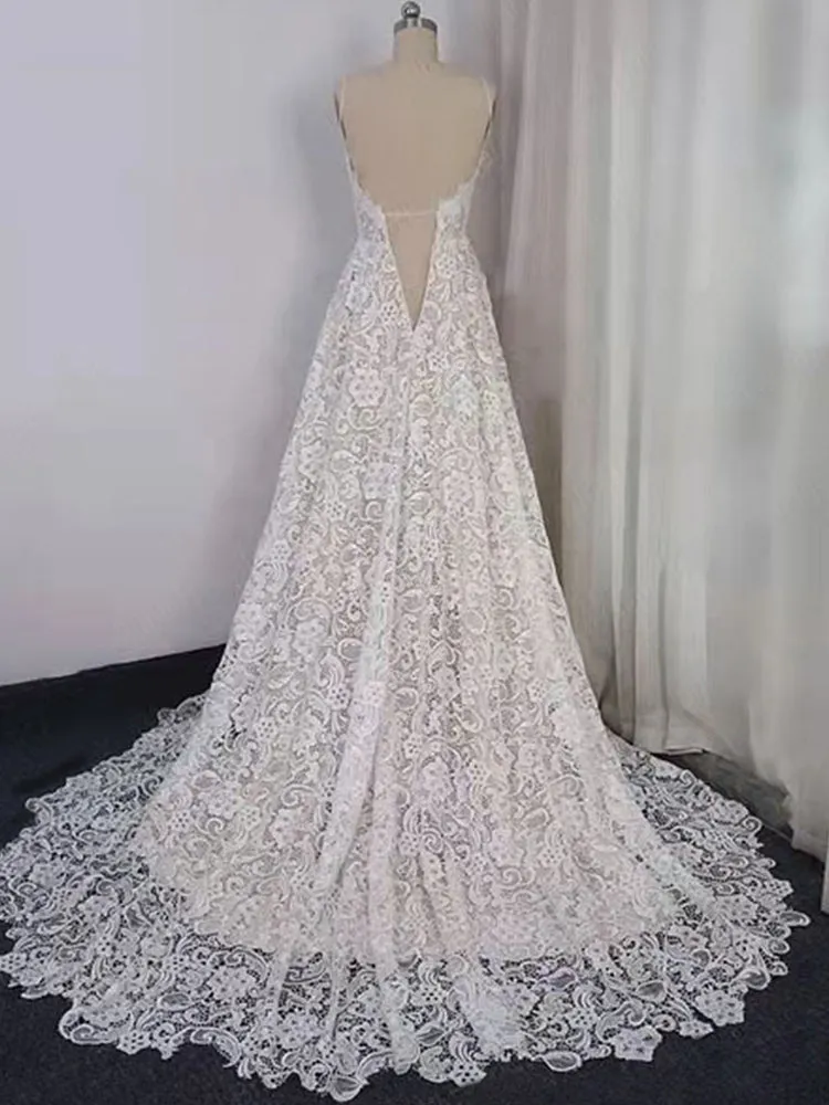 Exquisite Lace Spaghetti Straps V-neck Long Wedding Dresses