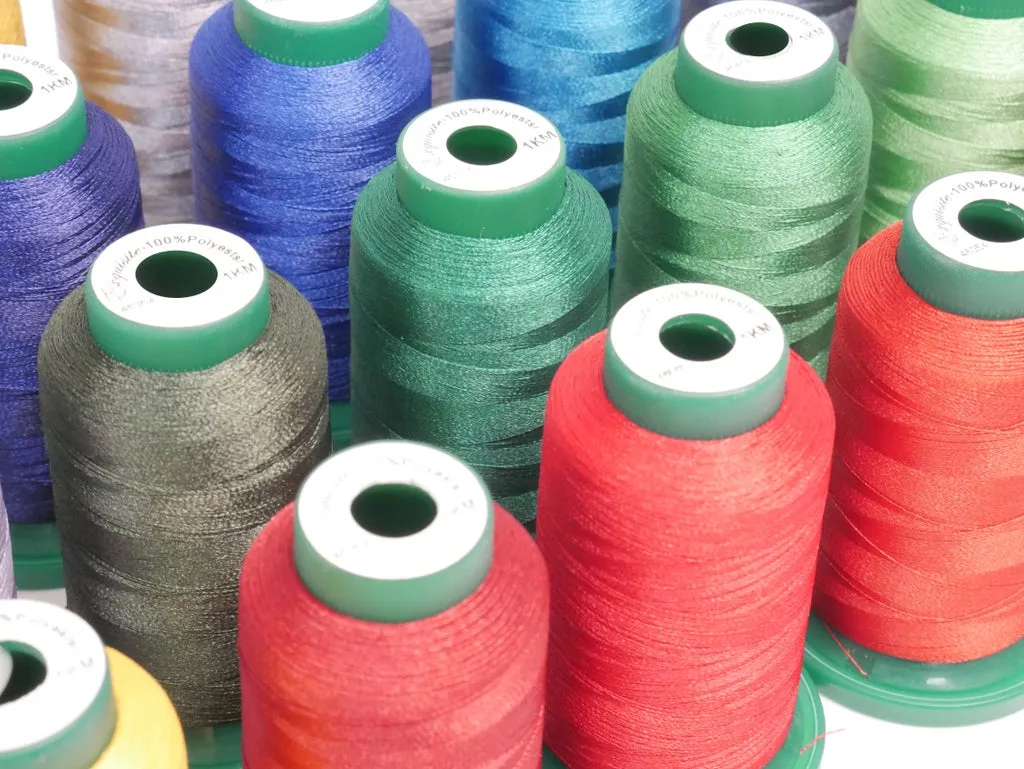 Exquisite® Polyester 24 Color Thread Kits