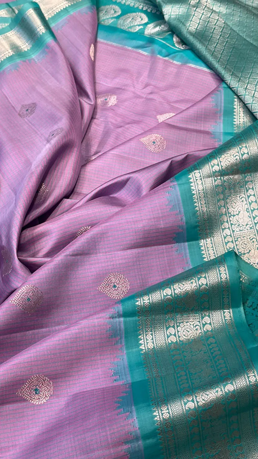 Exquisite Purple Handloom Silk Saree - Pure Elegance