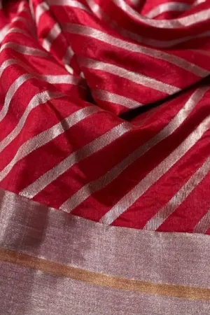 Exquisite Red Chanderi Silk Saree - Handloom Beauty