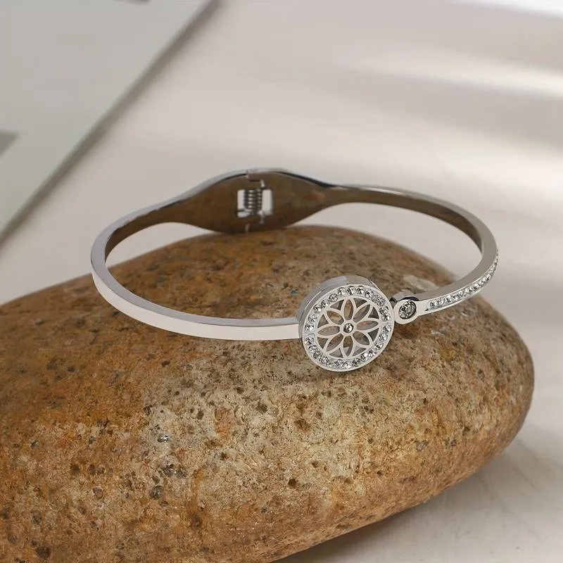 Exquisite Sunflower Stainless Steel Rhinestone Bracelet