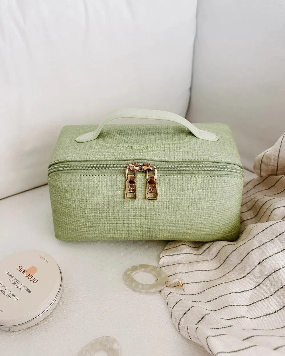 MARY COSMETIC CASE PISTACHIO