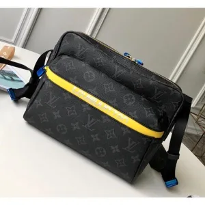 Men&#8217;s Outdoor Messenger Bag M43843 Black/grey/yellow 2017