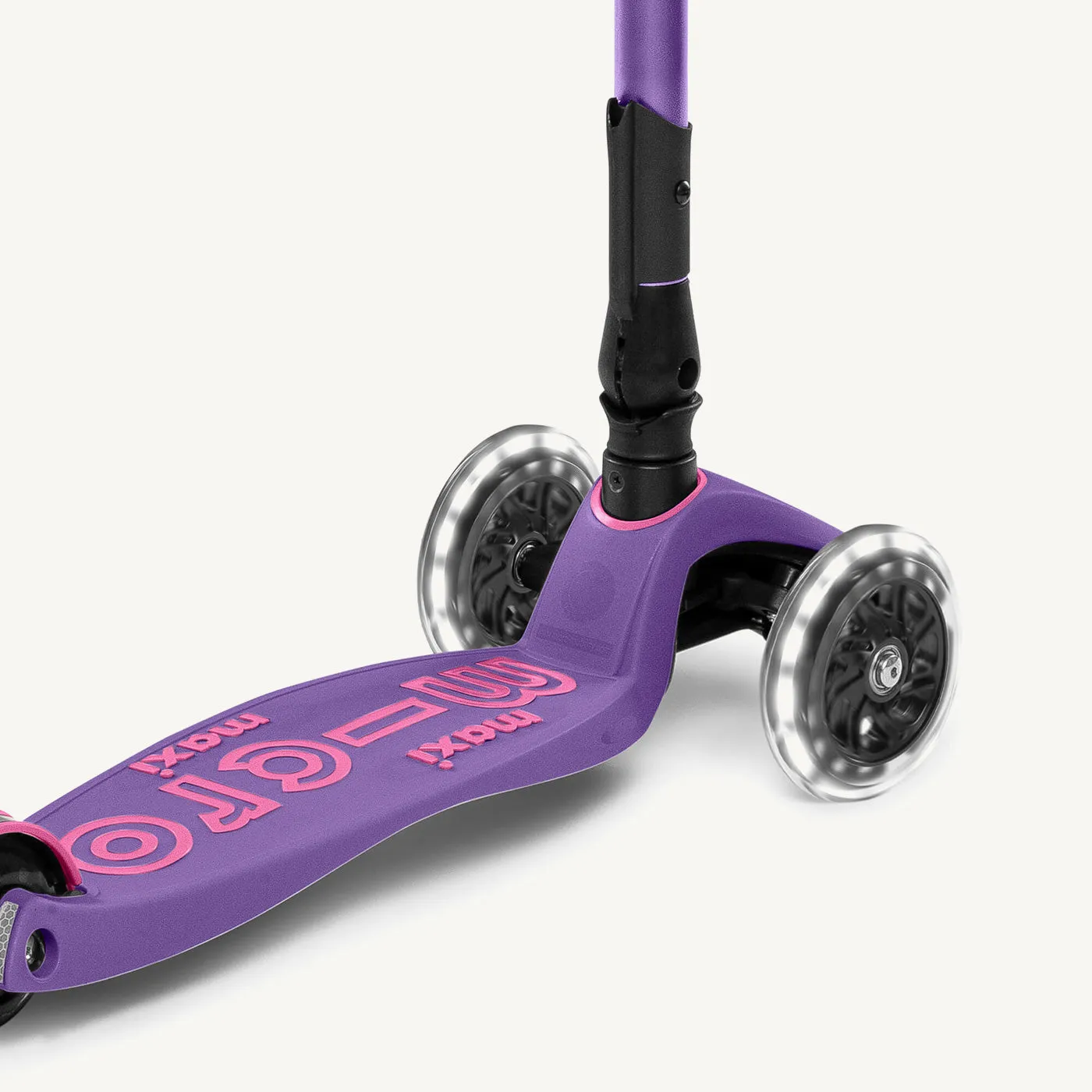 Micro Scooters Maxi Micro Scooter Deluxe Foldable LED - Purple