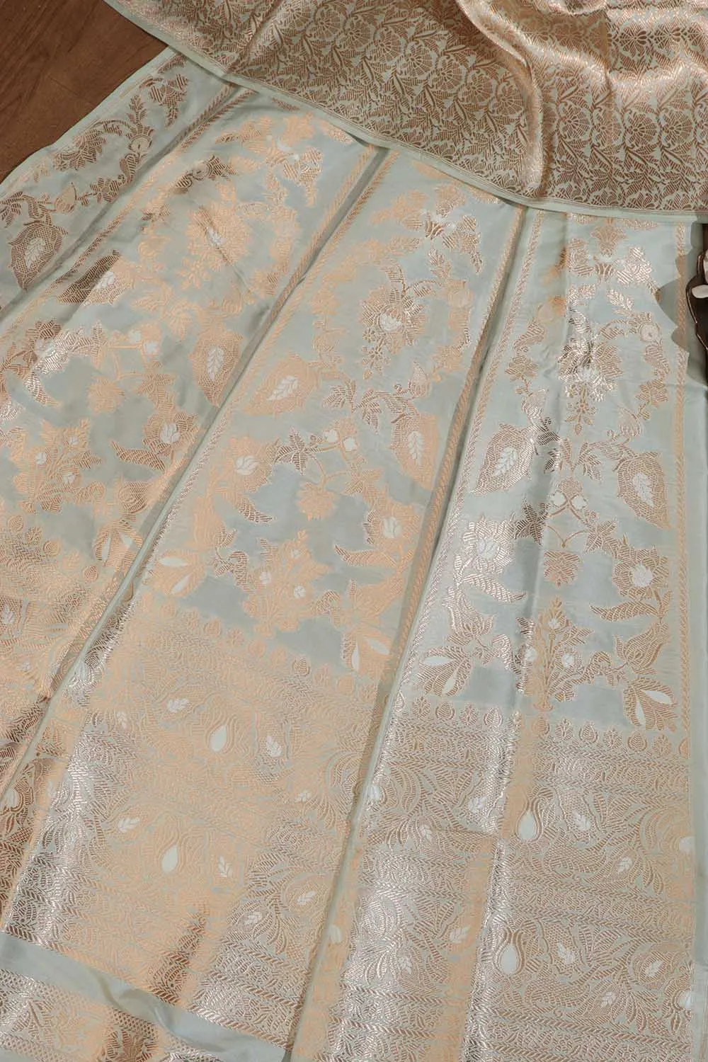 Pastel Banarasi Silk Lehenga Set - Exquisite Elegance