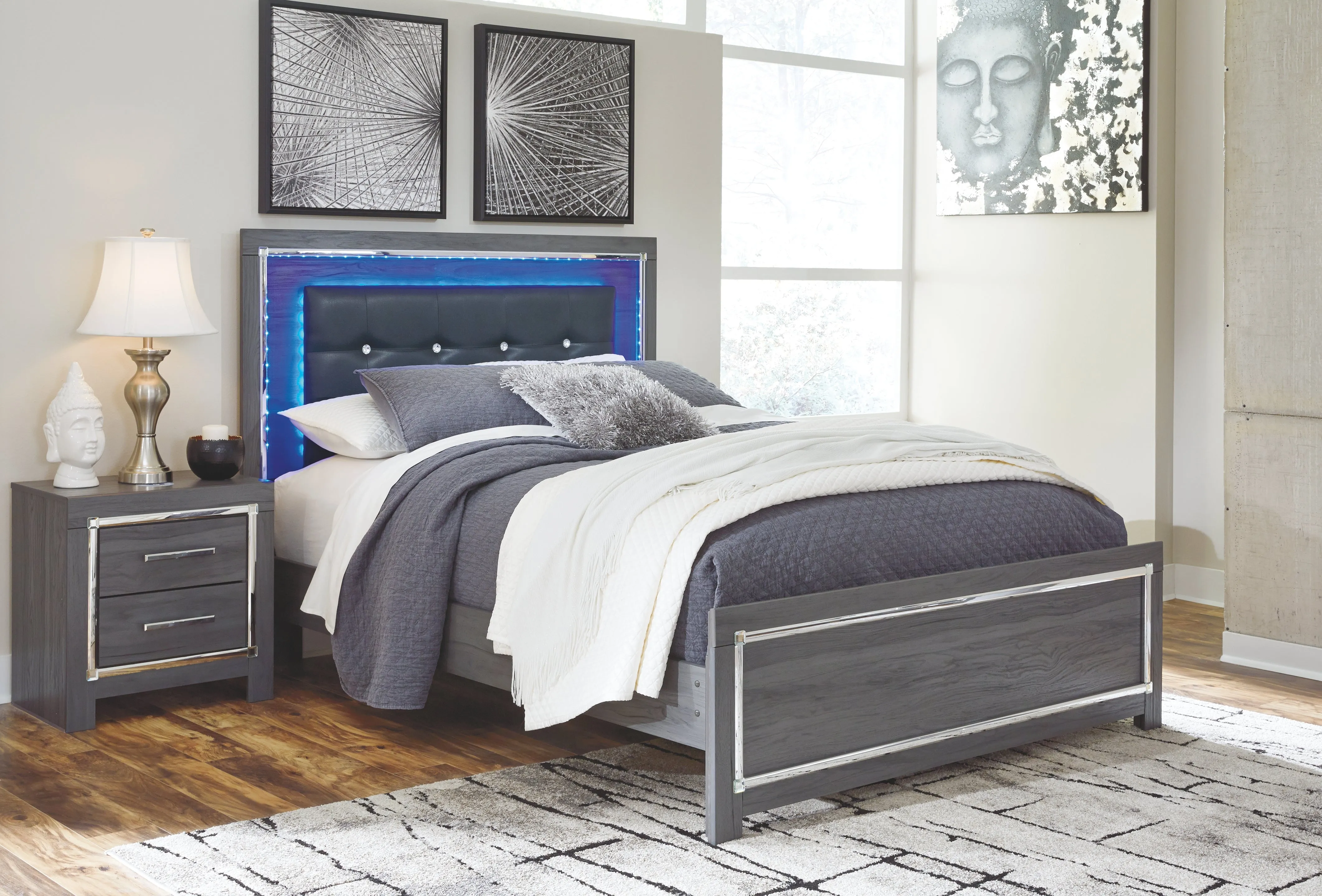 Signature Design by Ashley Lodanna Queen Panel Bed